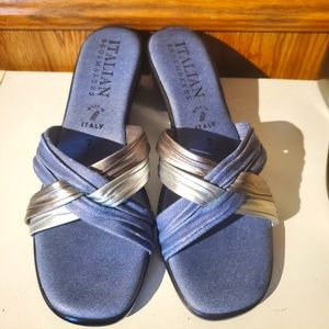 👡 2/$50 Italian Shoemaker Mini Wedge Shoes